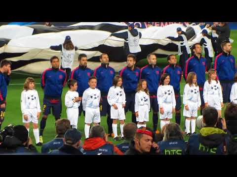 FC Barcelona – AC Milan, barca fans singing and tifo