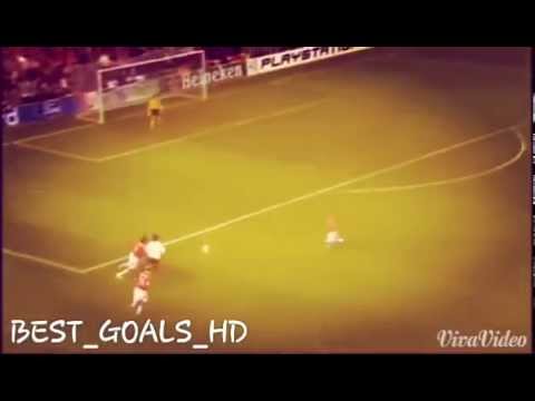 Ricardo Kaka' Amazing Goal vs Manchester United