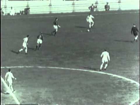 1956 – AC MILAN vs REAL MADRID C.F.    2-1