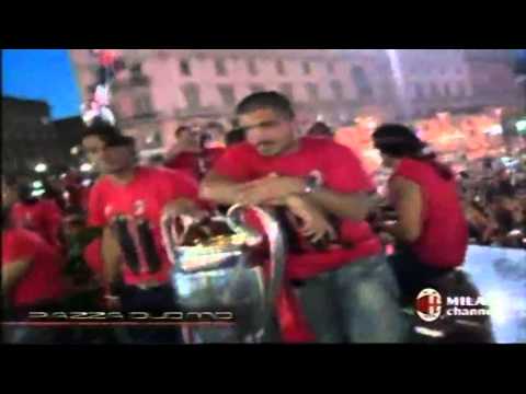 Milan Tour Bus after win champions league 2007 Part 5